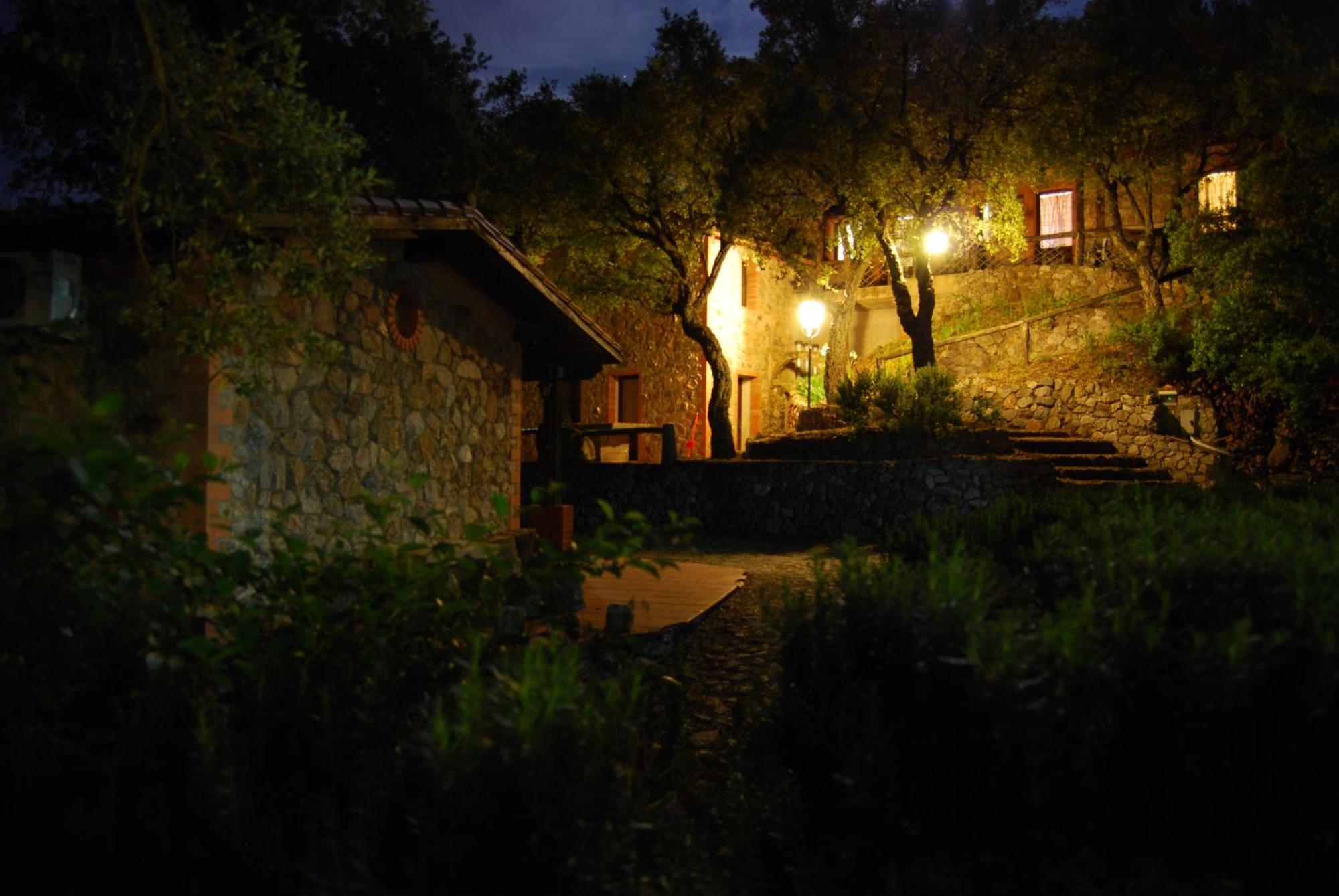 Hostal La Quercia Arbus Exterior foto