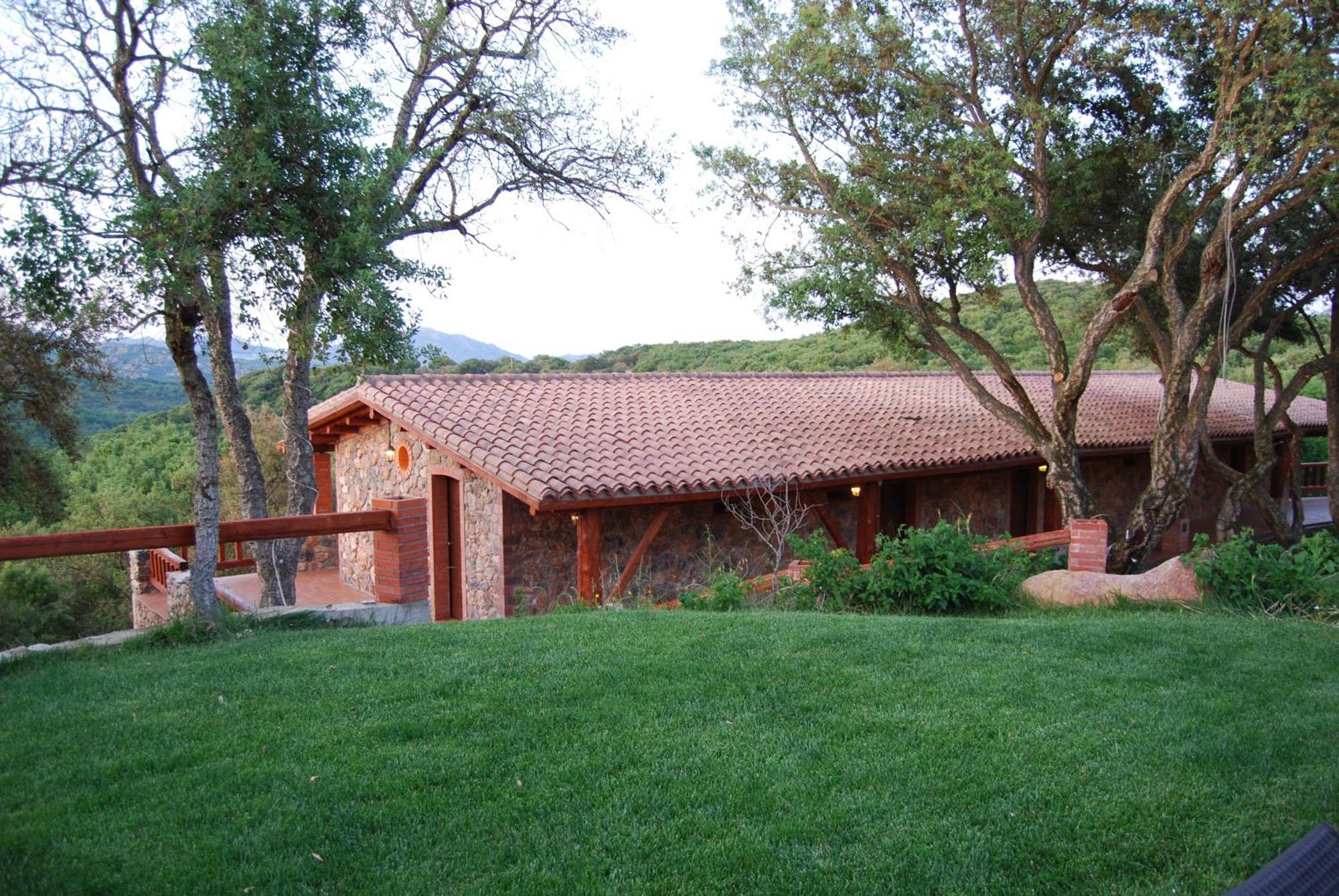 Hostal La Quercia Arbus Exterior foto